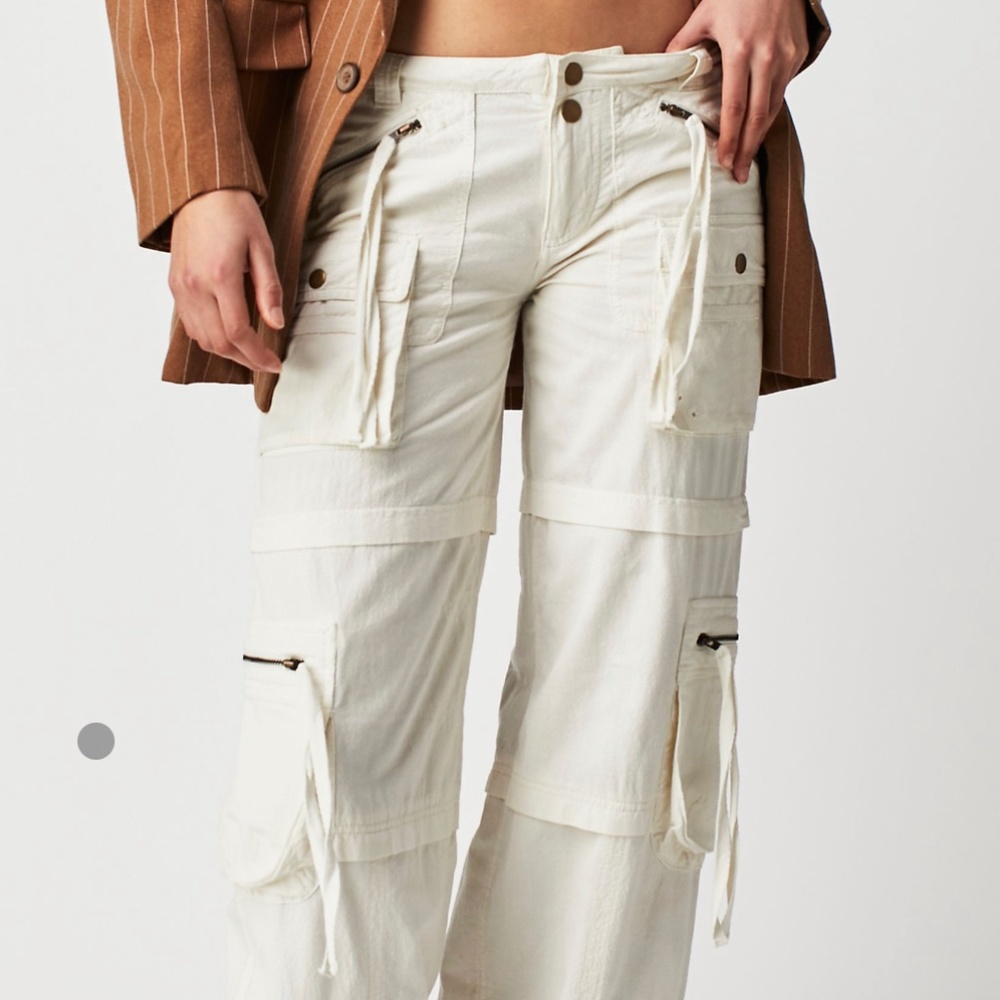 Free People Cargo Pants - Last Time Stacked - Size 8 US - White / Gardenia